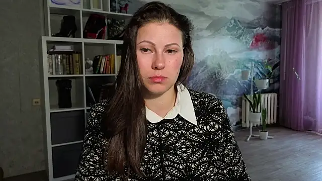 Dana-Queendom online show from May 18, 2026, 4:18 am