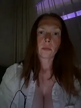 MillaSmileX online show from May 31, 2026, 6:04 pm