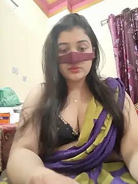 Joya-02 online show from May 13, 2026, 7:33 pm