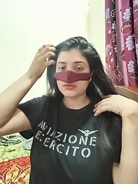 Joya-02 online show from May 18, 2026, 6:36 pm