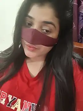 Joya-02 online show from May 29, 2026, 10:08 pm