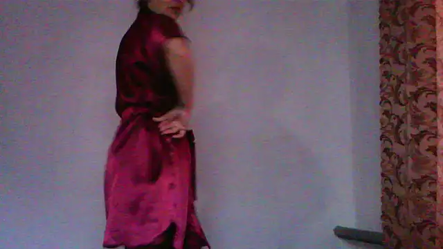 ElizabethGorden online show from May 11, 2026, 3:23 am