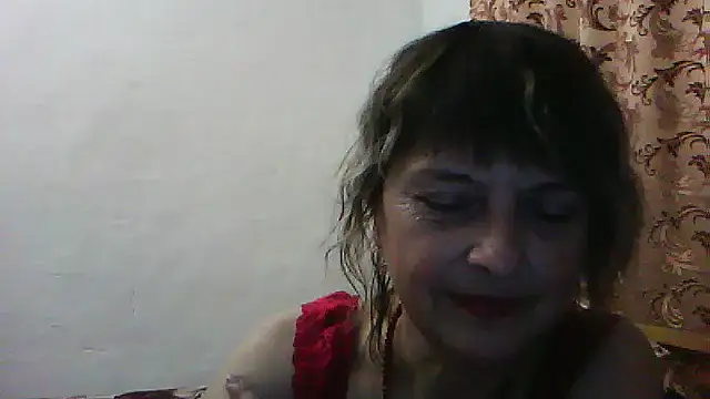 ElizabethGorden online show from May 15, 2026, 5:42 pm