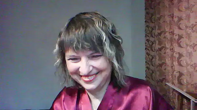 ElizabethGorden online show from May 18, 2026, 4:07 am