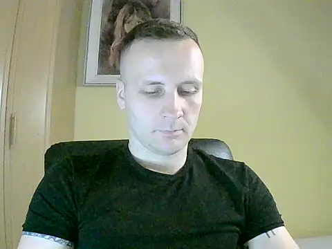 Snapshot of MacMillan69 chatting on May 19, 2026, 8:42 am MacMillan69 online show from May 19, 2026, 8:42 am
