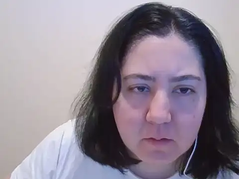 Snapshot of IsabellaJacobs chatting on May 7, 2026, 10:59 pm IsabellaJacobs online show from May 7, 2026, 10:59 pm