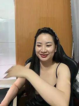 Bella439 online show from May 22, 2026, 2:55 pm