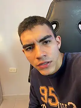 Sebastian Vega online show from July 12, 2026, 12:56 am