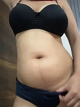 Snapshot of hot_avni chatting on July 16, 2026, 5:24 am hot avni online show from July 16, 2026, 5:24 am