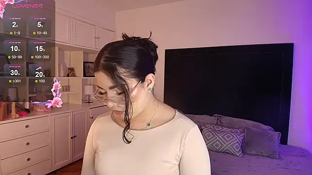 Snapshot of mariana_owen chatting on May 29, 2026, 11:52 am mariana owen online show from May 29, 2026, 11:52 am