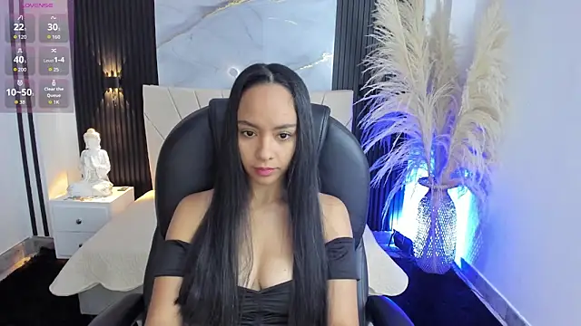 Snapshot of Selene-Diior chatting on May 9, 2026, 11:48 am Selene-Diior online show from May 9, 2026, 11:48 am