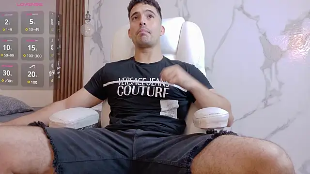 tanner-hard  online show from May 19, 2026, 7:31 pm