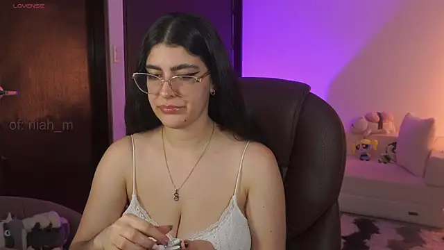 Snapshot of _Niah chatting on May 23, 2026, 1:11 am Niah online show from May 23, 2026, 1:11 am