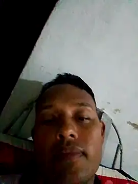 Snapshot of javier170ooo chatting on July 5, 2026, 4:52 am javier170ooo online show from July 5, 2026, 4:52 am