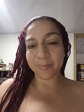Snapshot of Tumilf chatting on May 13, 2026, 11:51 am Tumilf online show from May 13, 2026, 11:51 am