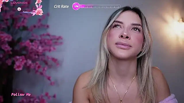 Snapshot of R4-V3N chatting on January 13, 2025, 3:23 am R4-V3N online show from January 13, 2025, 3:23 am