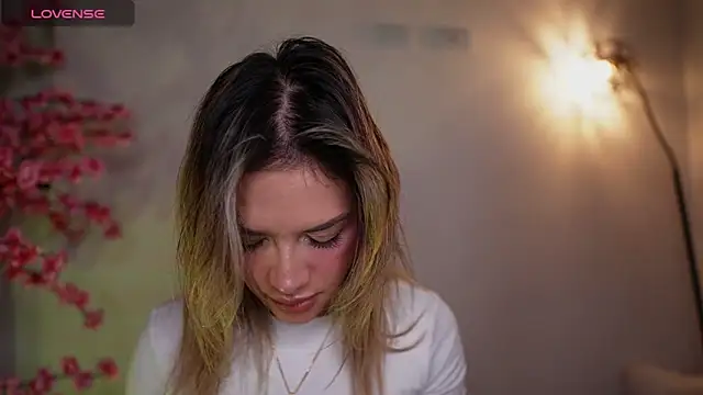 R4-V3N online show from January 14, 2025, 8:41 am