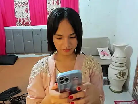 Snapshot of TsUncutTrisha chatting on May 9, 2026, 6:02 pm TsUncutTrisha online show from May 9, 2026, 6:02 pm