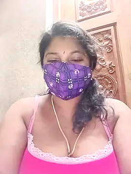 Snapshot of Tamil-bhava chatting on May 7, 2026, 6:24 pm Tamil-bhava online show from May 7, 2026, 6:24 pm