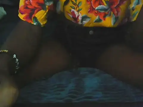 Snapshot of missy09 chatting on May 15, 2026, 9:55 pm missy09 online show from May 15, 2026, 9:55 pm