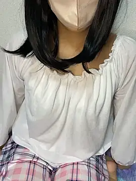 Snapshot of aya_chan00 chatting on May 18, 2026, 1:35 am aya chan00 online show from May 18, 2026, 1:35 am