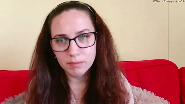 EmilyHotAngel online show from May 20, 2026, 4:24 pm
