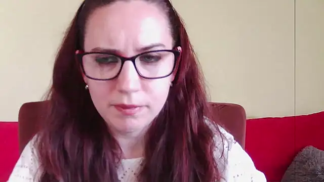 EmilyHotAngel online show from August 5, 2026, 2:31 pm