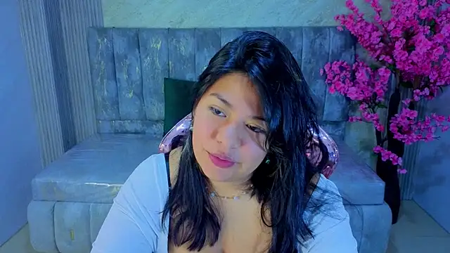 Snapshot of Isaa_s chatting on May 14, 2026, 12:56 pm Isaa s online show from May 14, 2026, 12:56 pm