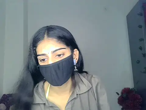 SASSY  BABY  online show from May 26, 2026, 5:58 am