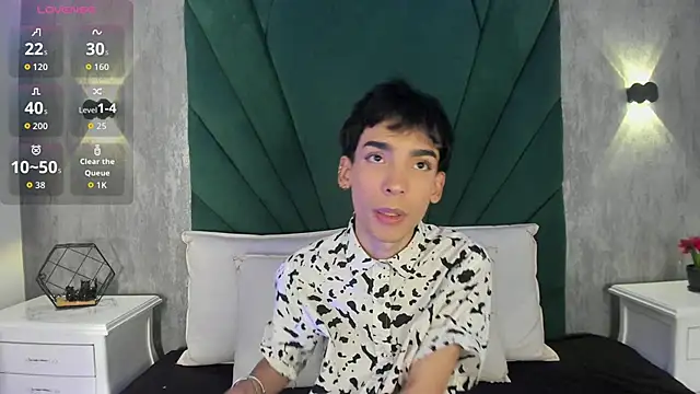 Andy vergara1 online show from June 1, 2026, 11:34 am