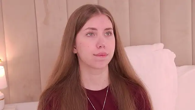 EvaAkiins online show from May 27, 2026, 5:10 pm