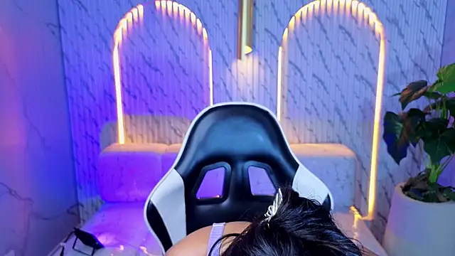 Canela savage tx online show from May 23, 2026, 8:13 pm