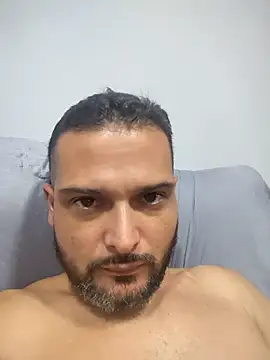Snapshot of Lucasnono chatting on May 21, 2026, 7:54 pm Lucasnono online show from May 21, 2026, 7:54 pm