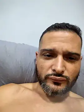 Snapshot of Lucasnono chatting on May 29, 2026, 9:02 pm Lucasnono online show from May 29, 2026, 9:02 pm