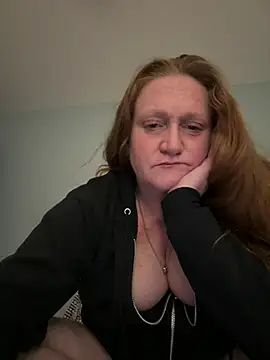 Snapshot of Kellilyn10 chatting on May 24, 2026, 2:16 am Kellilyn10 online show from May 24, 2026, 2:16 am