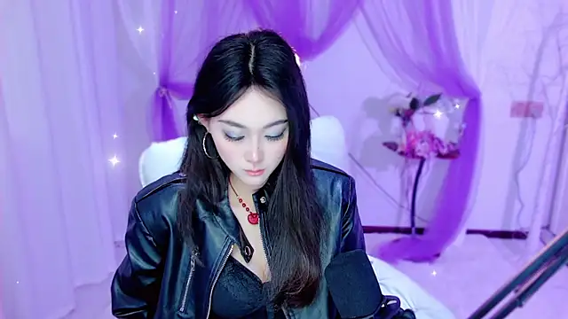 Tili Lucky online show from May 15, 2026, 11:01 pm