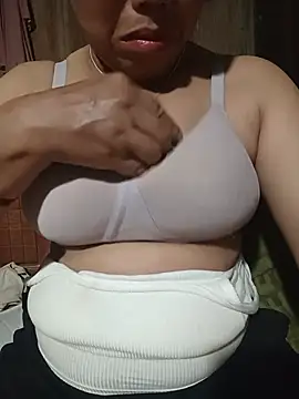 Elenla-ass online show from May 26, 2026, 3:19 pm