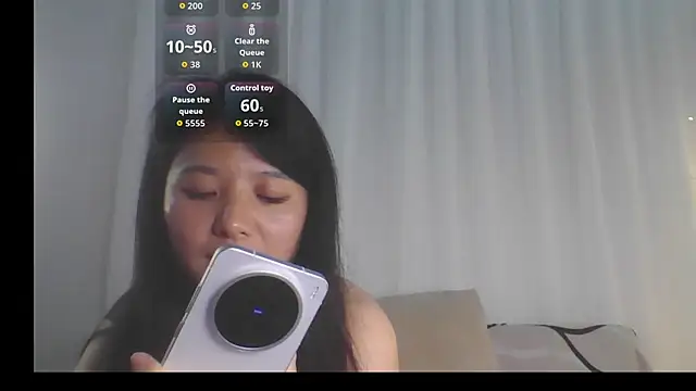 Snapshot of Youyou-uu chatting on May 11, 2026, 12:00 pm Youyou-uu online show from May 11, 2026, 12:00 pm