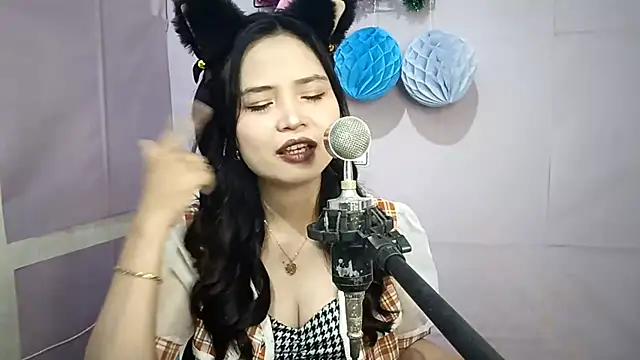 FerminaBoutwell online show from May 23, 2026, 9:13 am