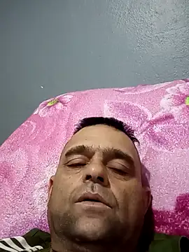 Snapshot of CasalCoupeBrasil chatting on May 11, 2026, 7:11 pm CasalCoupeBrasil online show from May 11, 2026, 7:11 pm