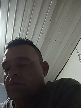 Snapshot of CasalCoupeBrasil chatting on May 21, 2026, 7:48 am CasalCoupeBrasil online show from May 21, 2026, 7:48 am