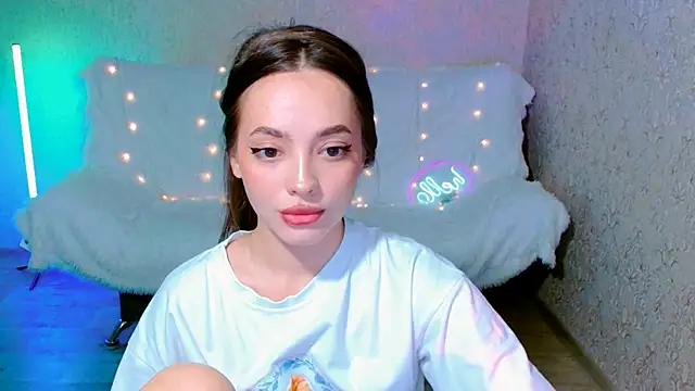 Snapshot of SiennaMia chatting on May 30, 2026, 4:15 pm SiennaMia online show from May 30, 2026, 4:15 pm