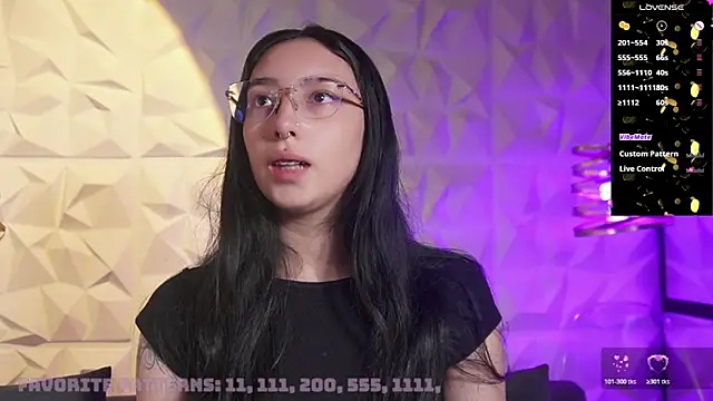 Snapshot of zara_bliss chatting on May 25, 2026, 11:05 am zara bliss online show from May 25, 2026, 11:05 am