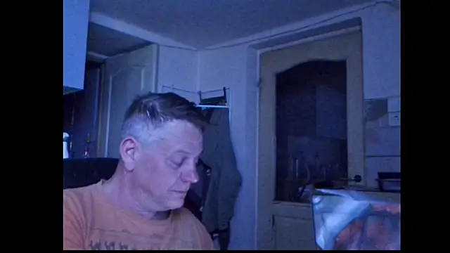 Snapshot of Sexycouple3518 chatting on May 8, 2026, 8:03 pm Sexycouple3518 online show from May 8, 2026, 8:03 pm