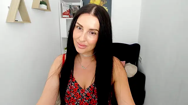 HoneyBlossome online show from July 16, 2026, 11:16 am