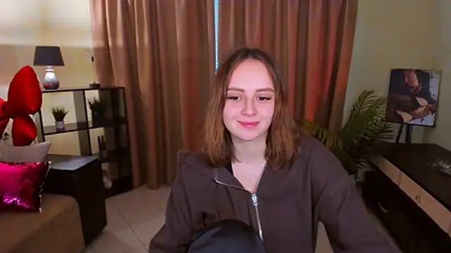 MilanaRare online show from May 18, 2026, 5:46 am