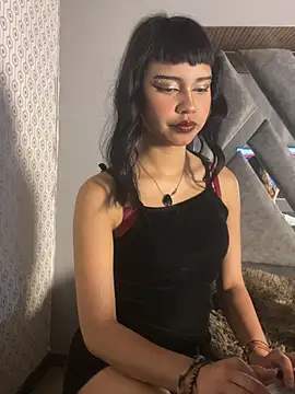 AntonellaCooper Pink online show from July 5, 2026, 4:19 am