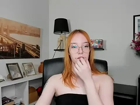 foxSonya online show from May 21, 2026, 12:34 pm