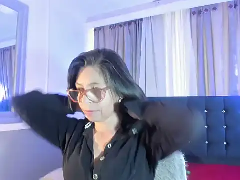 lena gray online show from May 26, 2026, 1:29 pm