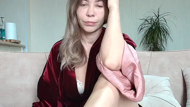 Snapshot of Gargona1 chatting on May 30, 2026, 4:42 am Gargona1 online show from May 30, 2026, 4:42 am